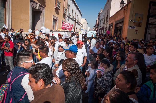 Ante posibles robos, deciden prevenirse con armas blancas
