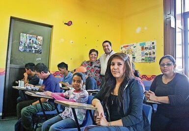 Atiende el INEA rezago educativo 