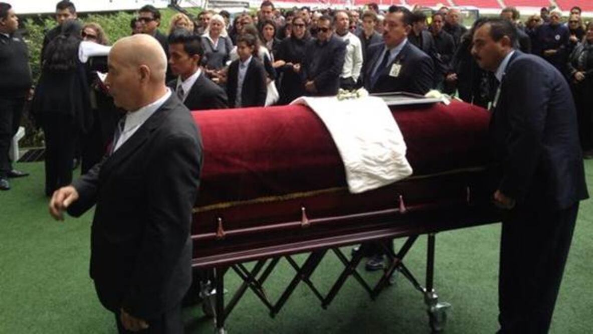 Dan último adiós a Chava Reyes