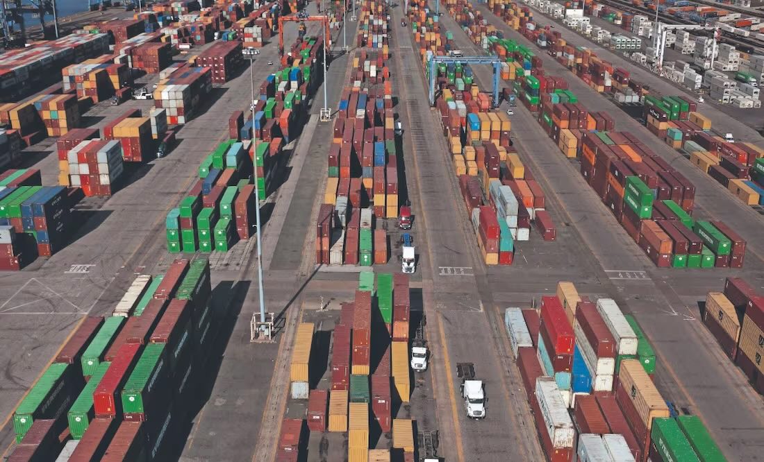 Aranceles de 25% de Trump llevarían a la economía mexicana a recesión: Standard and Poor’s; ve tipo de cambio en 22.38 pesos