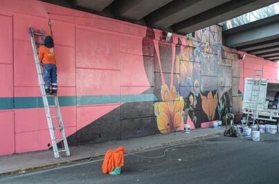 Rayan mural urbano en Querétaro; trabajadores de limpieza los restauran 