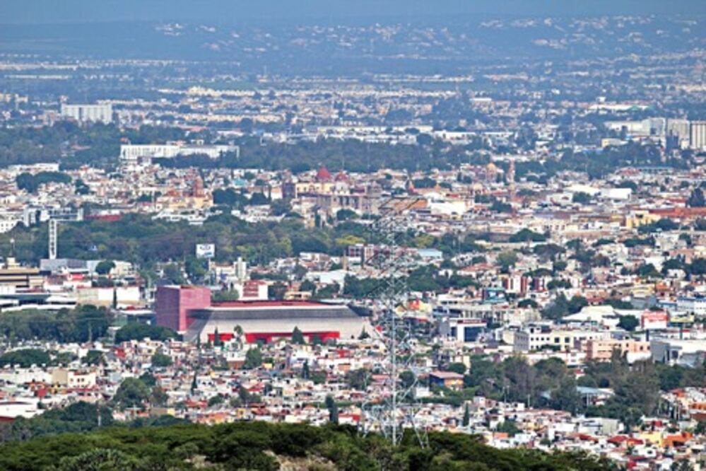 Caras zonas fabriles en Querétaro:  IP