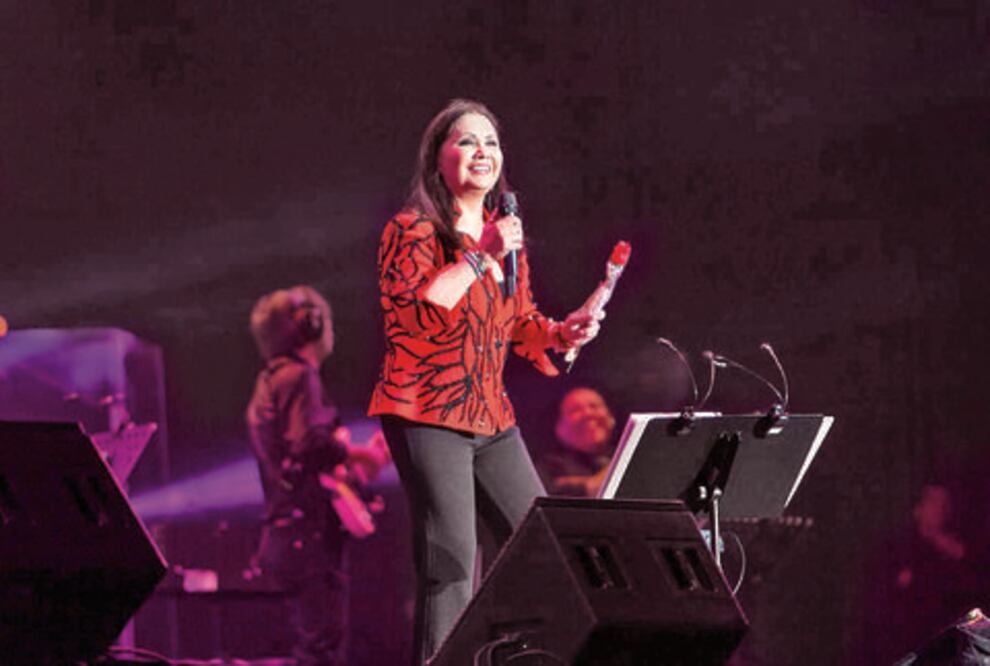 Hoy Ana Gabriel, en el Palenque 