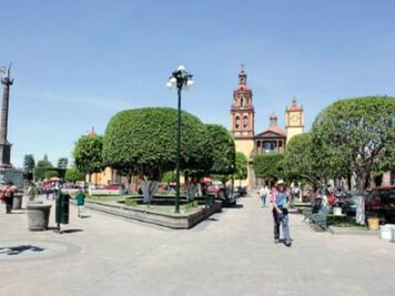 Despiden a 3 directores de SJR