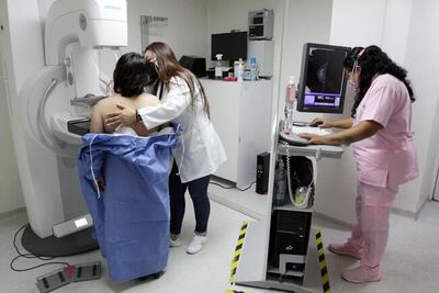 La meta: reducir 40% muertes por cáncer de mama en Querétaro