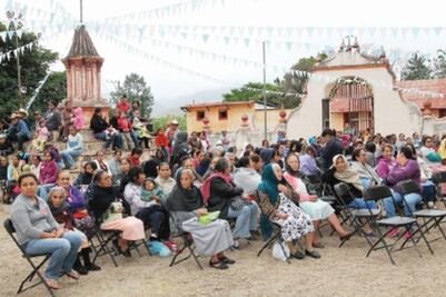 Honra Tancoyol a Virgen de la Luz
