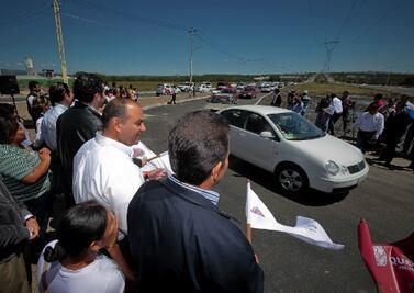 Inauguran nueva vialidad