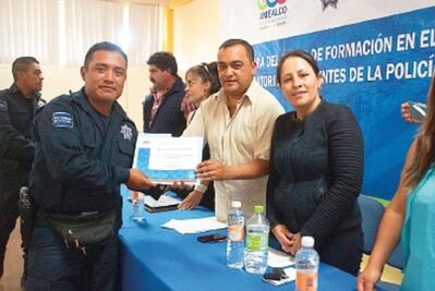 Clausuran curso del  Sistema Penal Acusatorio para policías