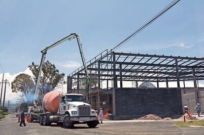 Estado, noveno en construcción