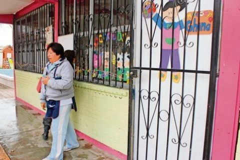 Vigilan escuelas por vacaciones