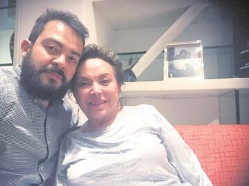 Elba Esther comienza a limpiar su expediente