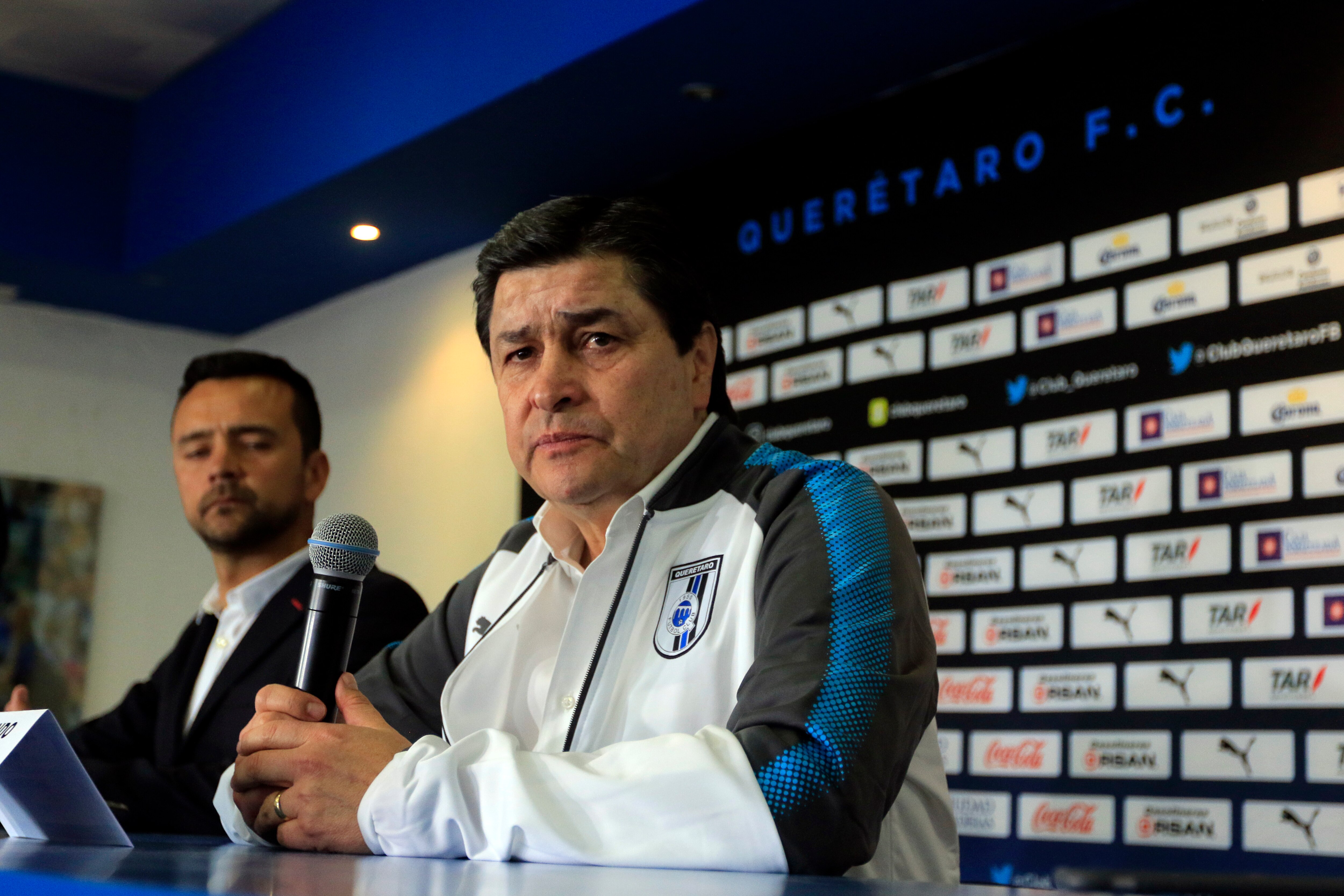 Tena, a evitar la quema en Gallos