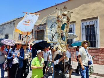 Devotos celebran a la Virgen del Carmen