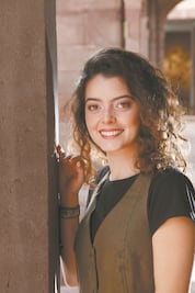 Poeta de la salud y la danza