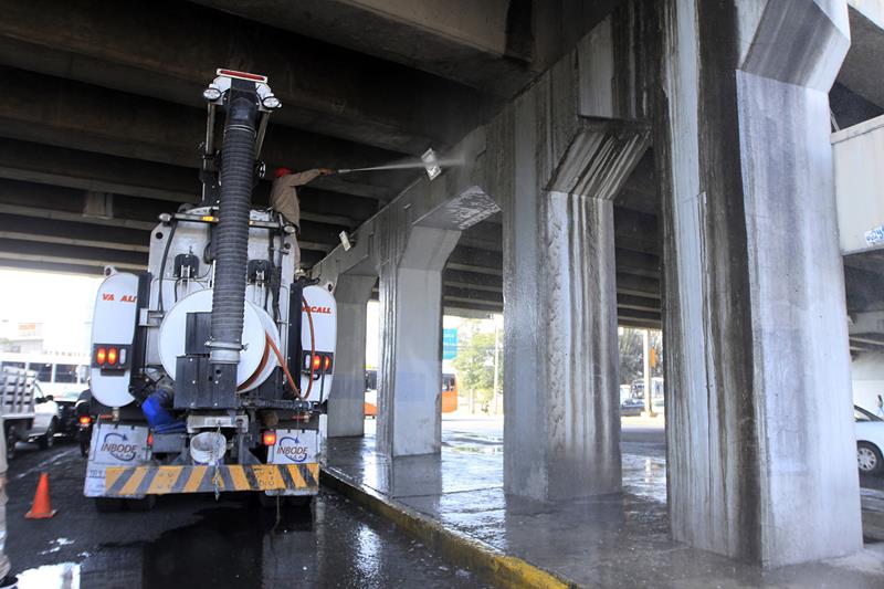 Revisarán norma sobre puentes