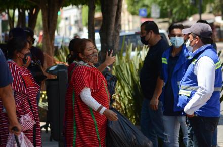 El municipio de Querétaro confirmó “el aseguramiento de mercancía” a grupo triqui