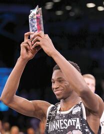 Resto del Mundo gana a los ‘locales’