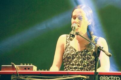 Ximena Sariñana le canta al amor propio