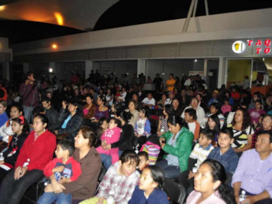 No trasmitirán mundial en plazas 