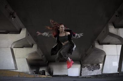 Brenda Rosh aleja a los “Fantasmas” con música