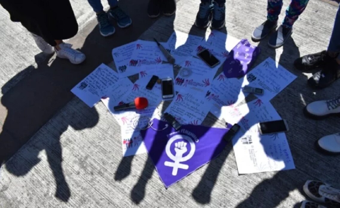 Reporteras protestan contra violencia de género en Toluca