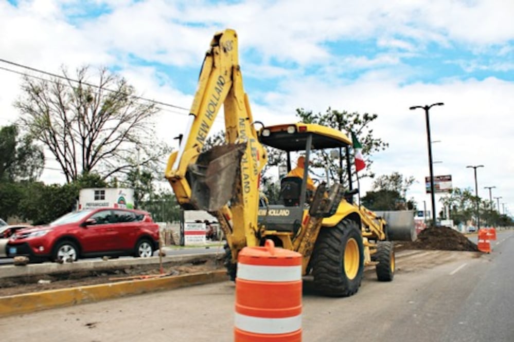Busca Corregidora 900 mdp para obras
