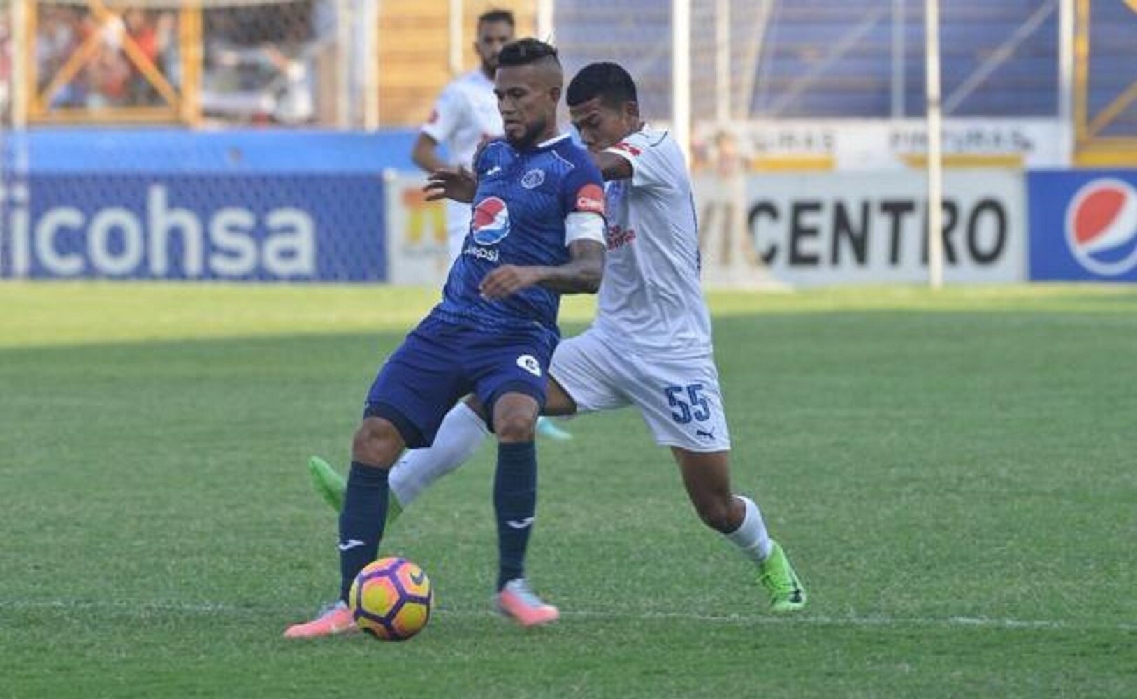 Muere aficionado tras el juego entre Motagua y Olimpia