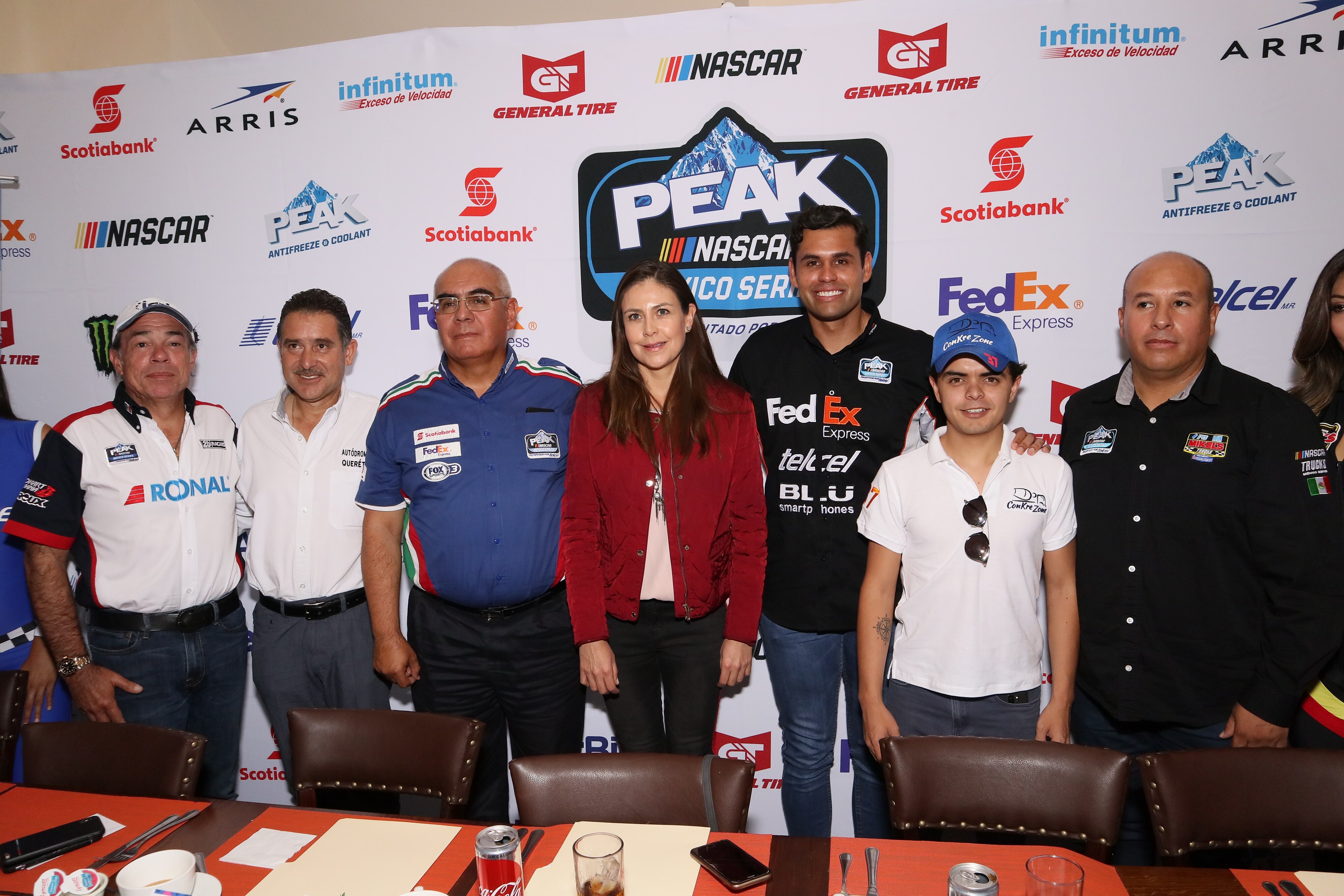 Presentan NASCAR en Querétaro