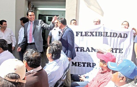 Exigen se vote la ley para el transporte