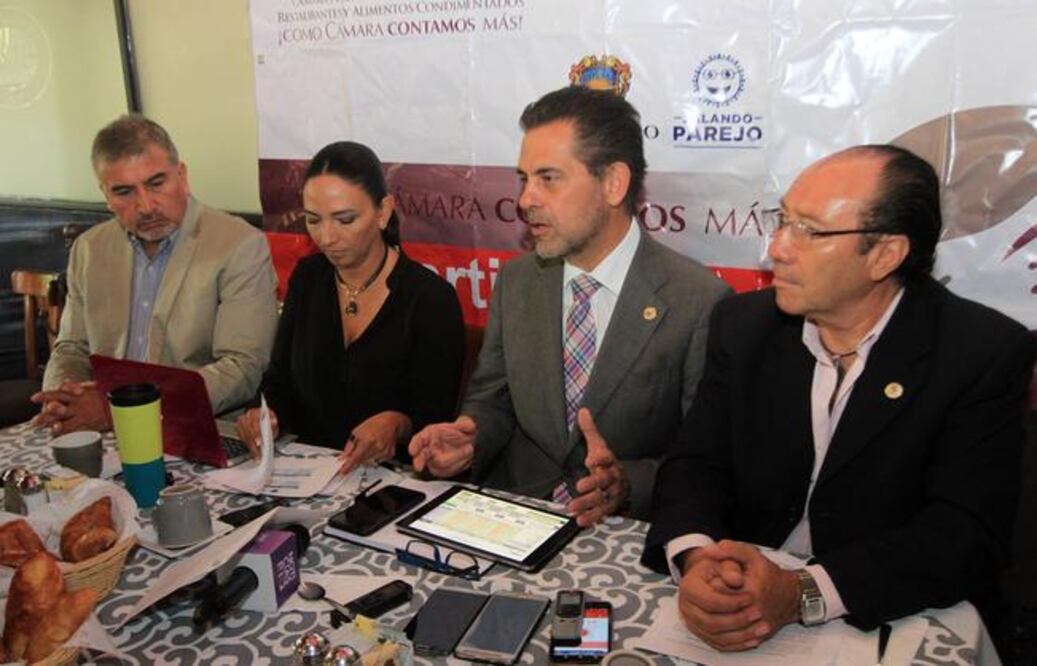 La delegación Querétaro de la Canirac informó que los cursos iniciarán el próximo 15 de agosto; constituirán de seis módulos de cuatro horas cada uno (CÉSAR GÓMEZ. EL UNIVERSAL)