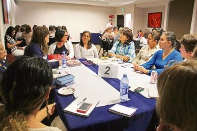 Se reúnen líderes panistas queretanas