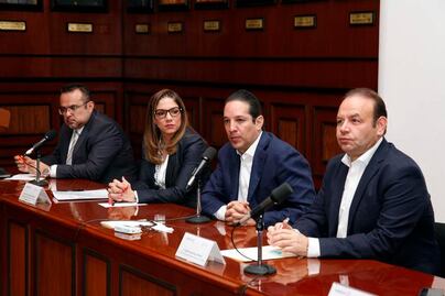 Construyen dos puentes vehiculares con 368 mdp