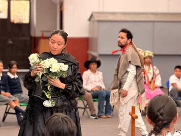 "Nacimos Muertos" convierte duelo y tradición en experiencia escénica