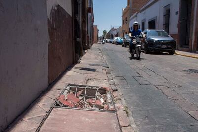 Banquetas del Centro Histórico son un peligro latente