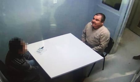 Llega "El Chapo" a Tribunal en Brooklyn para comparecencia