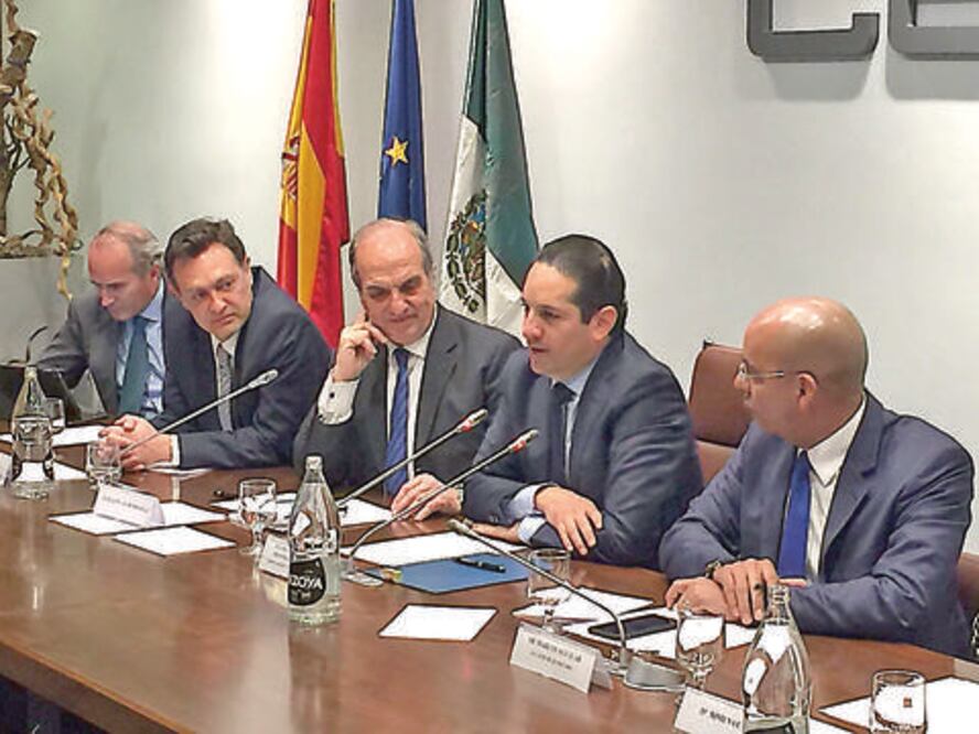 Domínguez fortalece lazos de inversión