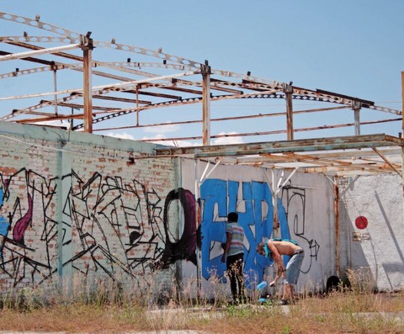 Capital gasta 1.3 mdp al año para limpiar grafitis