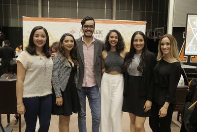 Estudiantes de primera