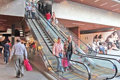 Plaza Antea se llena de fiesta y color