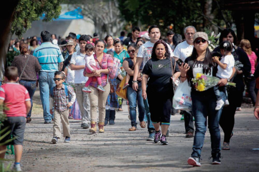 Reportan visita de 175 mil a panteones