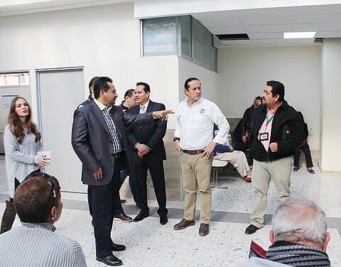 Supervisan obras realizadas en hospitales del IMSS
