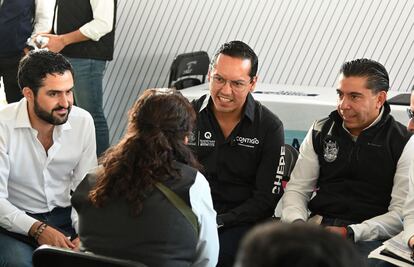 Buscan candidatura tres funcionarios estatales