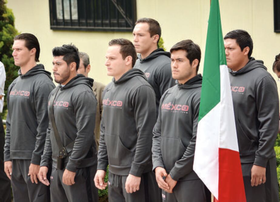 Abanderan al Tri de americano 