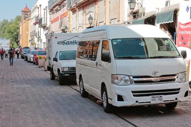 Parquímetros esperan para ser instalados