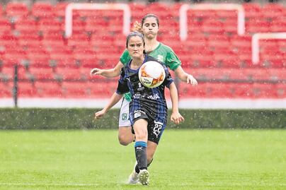 La Femenil de Gallos remonta con fiereza