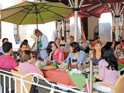 Restaurantes conforman el 6% de la PEA