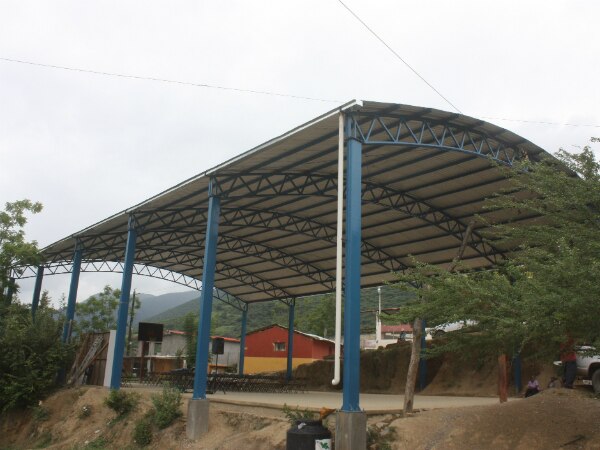 Entregan techado de cancha en Arroyo Seco