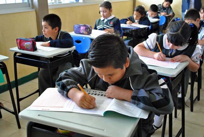 Reforma Educativa vulnera a la UAQ: Antonio Zapata