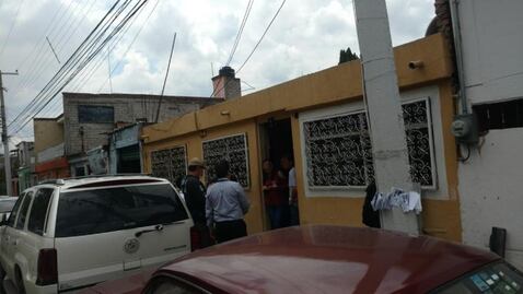 Fiscalía realiza 7 cateos y asegura a 5 personas