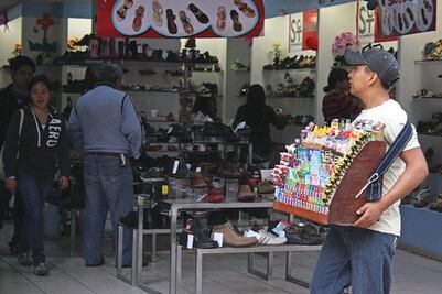 Crece el comercio informal, alertan